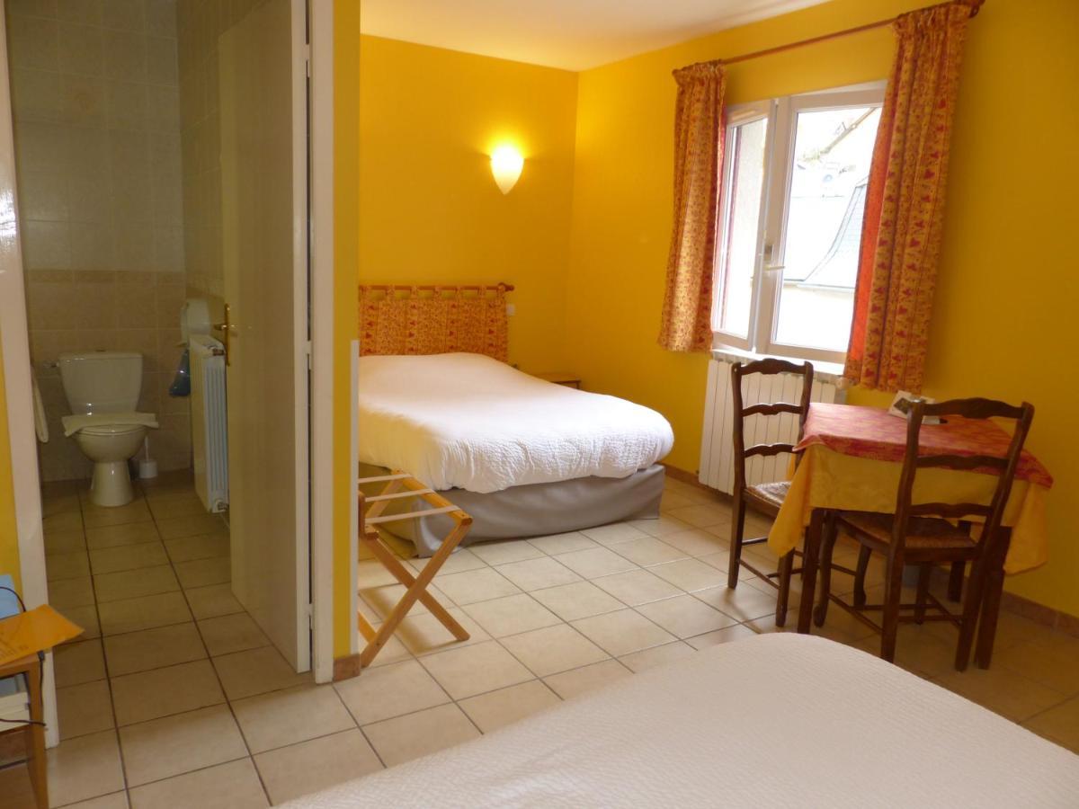 Hotel Logis Auberge De L'Isard Saint-Lary  Exterior foto